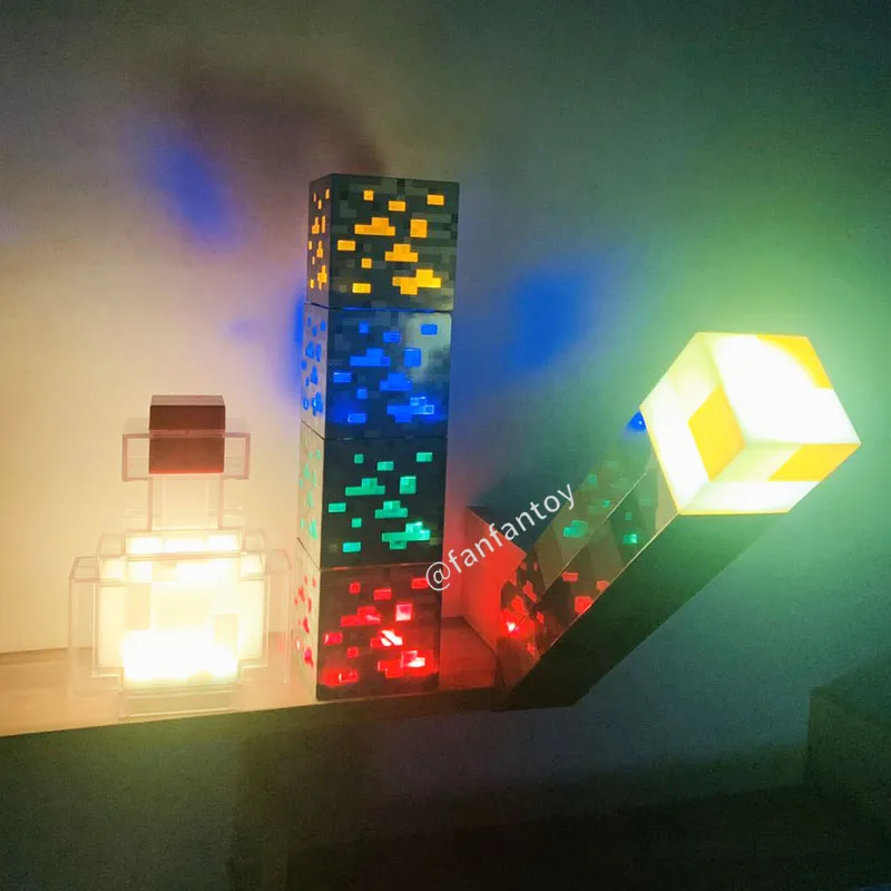 Minecraft' Redstone Torch USB Wall Charger That Also Provides A Dim, Eerie  Light | Minecraft Game Peripheral Miner Charging Light Night Light  Flashlight Toy 