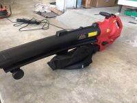 เครื่องดูดและเป่าใบไม้ Electric Leaf Vac-Blower ยี่ห้อ XYLON รุ่น XY-LVB3000