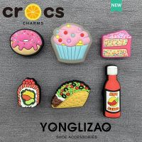 cross jibbitz charms ปุ่ม Gourmet Series cross อุปกรณ์ตกแต่งด้านบนรองเท้า DIY jibbit สําหรับเสน่ห์รองเท้าดอกไม้หัวเข็มขัดรองเท้า