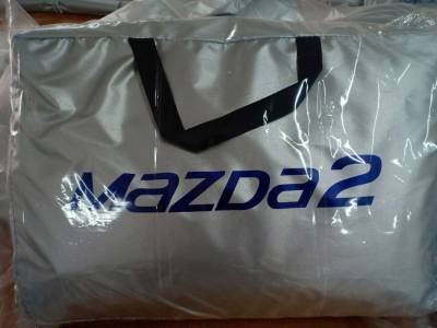 ผ้าคลุมรถซิลเวอร์โค๊ต (แบบหนา) MAZDA 2 5 D แถมฟรี! ม่านบังแดด 1 ชิ้น