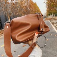 Vintage PU Leather Shoulder Bag for Women 2022 Brand Wide Belt Designer ladies Handbags chain Women Trend hobos messenger Bag