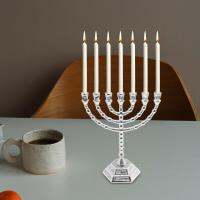 Pettola เชิงเทียน Menorah กับ7สาขา7.9 "ความสูงที่ใส่เทียนโลหะ