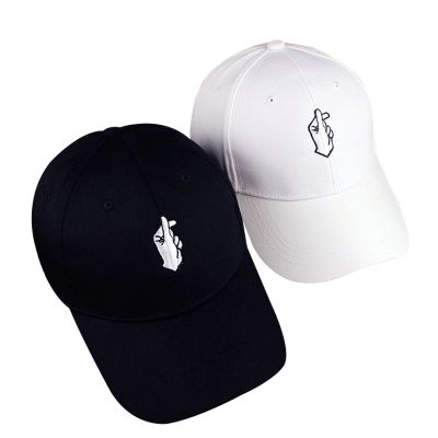 2023 New Fashion  Voron Love Gestures Finger  Golf Baseball Cap Snapback Hats Flipper Little Heart Love Sun Truck Hat Gorras，Contact the seller for personalized customization of the logo