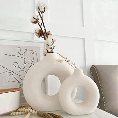 Set of 2 Creamy White Ceramic Vases Ceramic Room Decor Art Bottle for Apartment Tablecloth Decor Vases