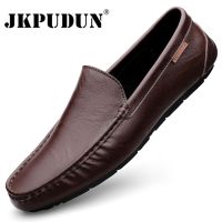 Sepatu Kasual Pria Kulit Asli Merek Mewah Sepatu Pantofel Pria Bersirkulasi Sripatu Berkendara Italia Slip On Sepatu Chaussure Homme