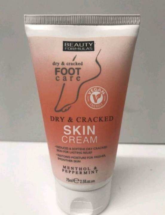 BEAUTY FORMULAS (Foot Spray / Dry & Cracked Skin Cream) * SOLD