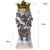 【top-rated】 laozizuishuai VILEAD Golden Crown Lion King รูปปั้น Nordic หัตถกรรม Home Office ตกแต่ง Lion King Modle สัตว์ Art Sculpture