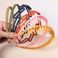 【CW】 2022 Best Selling New Styles Fashion Resin All-match Wavy Hair Band Headband for Accessories Headwear