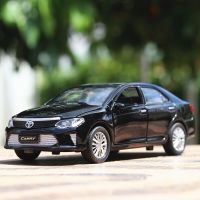 【Hot-Selling】 รถ Diecast อัลลอย1:32สำหรับรถลากของเล่นสะสม TOYOTA Camry รถโมเดลพร้อมเสียงและเสียง