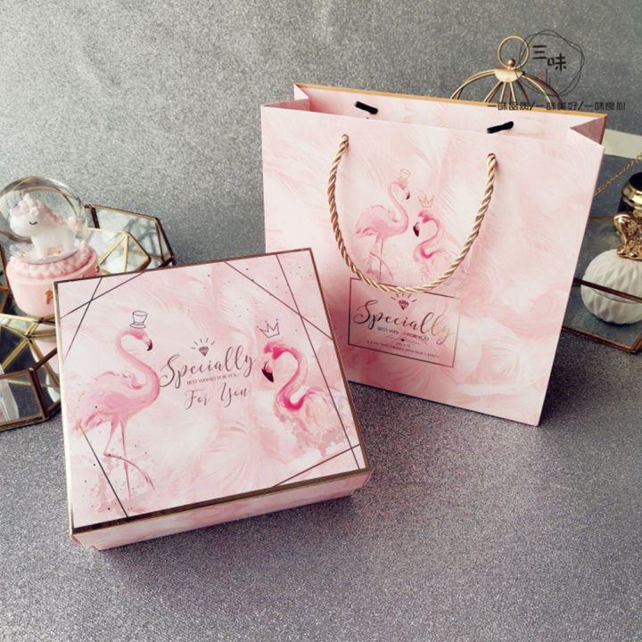 gift-box-กล่องของขวัญพร้อมถุง-กล่องพรีเมียม-พร้อมใช้-ลายน่ารัก-กล่องใส่ของขวัญ-กล่องของขวัญ-ถุงหิ้ว-กล่องใส่ขอชำร่วย