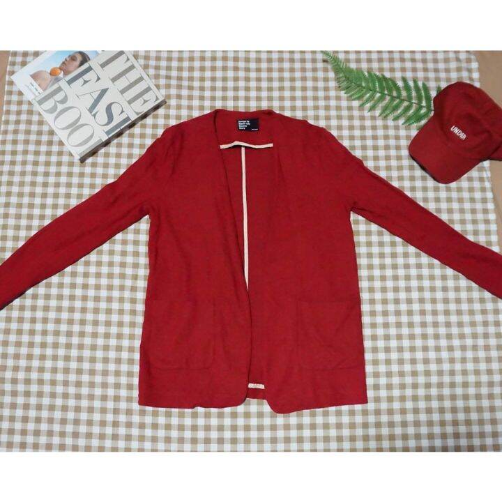 red-linen-robe-in-good-condition