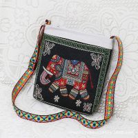 -gh230522g Inclined shoulder bag bag lady canvas bag leisure cartoon hand embroidery large capacity BaoMinZu wind small bread