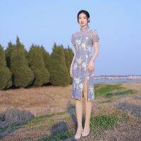 Yourqipao Blue Lace Cheongsam 2022ใหม่คุณภาพสูงเย็บปักถักร้อย R ชุดแขนสั้นสไตล์จีนแบบดั้งเดิมเซ็กซี่ Qipao