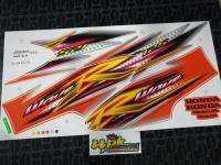 สติ๊กเกอร์ wave 125R รุ่น 10 ปี2005 สีส้ม-เงิน