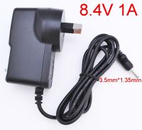 1PCS High quality 8.4V 1A polymer lithium battery charger 8.4 V1A Power Adapter Charger Dual IC 8.4V1A DC 3.5mmx 1.35mm AU plug