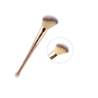 NEE CARA MERMAID SINGLE BRUSH (N880) : neecara นีคาร่า แปรงแต่งหน้าด้ามทองขนนุ่ม x 1 ชิ้น abcmall