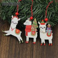 HUADODO 3Pcs Wooden Alpaca Christmas Pendants Ornaments Xmas Tree Hanging Decoration for home New year Decor kids Christmas Ornaments