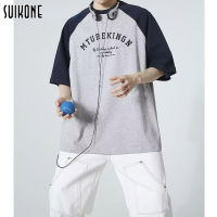 Suikone เสื้อยืดผู้ชายมีสไตล์และแขนสั้นหลวมพร้อมคอกลมพิมพ์ลายอักษรย่อใหม่