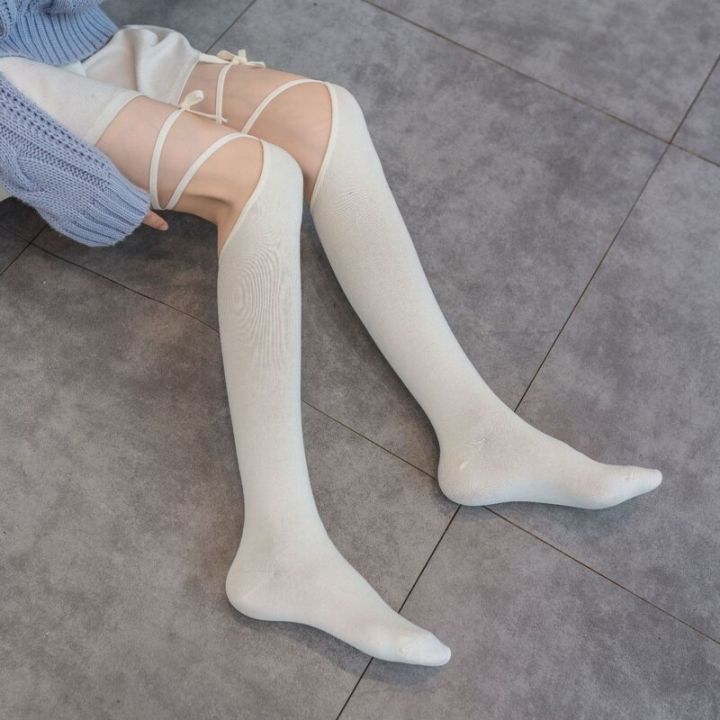สายไขว้นักเรียนถุงเท้าพันแผลสไตล์ญี่ปุ่นแบบไขว้สูงแบบโกธิคฮาราจูกุเหนือคริส