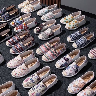 ▧  Old Beijing cloth shoes female breathable canvas shoes 2022 new antiskid leisure joker shallow mouth a pedal flat single shoes