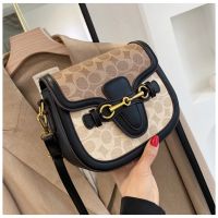 Womens Bag 2023 Trend Luxury Designer Handbag Retro Fashion Luxury Bag High Quality Black Brown Rose Red Crossbody Shoulder Bag Cross Body Shoulder B