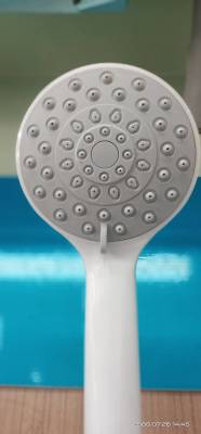 ฝักบัวอาบน้ำ เฉพาะหัวฝักบัว  ปรับระดับน้ำได้ 4 ระดับ  สีขาวขุ่น ใช้กับเครื่องทำน้ำอุ่น Clarte รุ่น WH4501