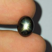 พลอย แบล็ค สตาร์ แซฟไฟร์ ดิบ ธรรมชาติ แท้ ( Unheated Natural Black Star Sapphire ) หนัก 5.62 กะรัต