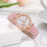 【July】 Cross-border new womens watch trendy female quartz casual all-match love dial student wholesale