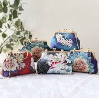 Hot selling New retro cheongsam bag celebrity temperament atmosphere one shoulder Messenger