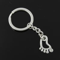 New Fashion Men 30mm Keychain DIY Metal Holder Chain Vintage Hollow Foot Feet 22x14mm Silver Color Pendant Gift Key Chains