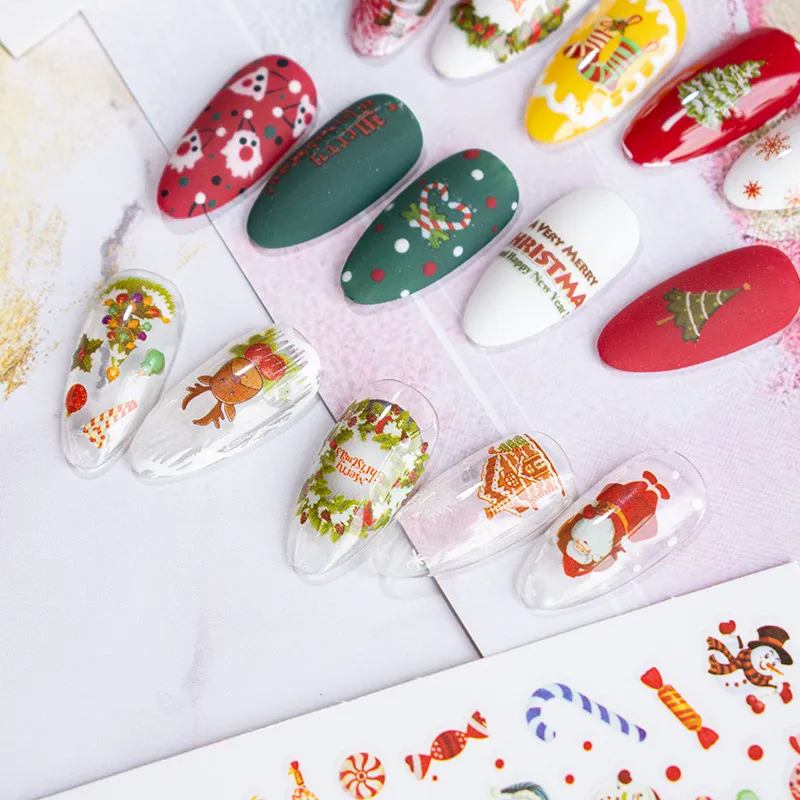 Đón Noel sớm với những họa tiết móng tay đầy sáng tạo và thú vị với những chiếc nail art stickers hình hoa lá, con người tuyết hay các vật dụng noel khác. Với những họa tiết tinh tế và độc đáo này, bạn sẽ thật sự sáng tạo và gây ấn tượng trong mắt mọi người.