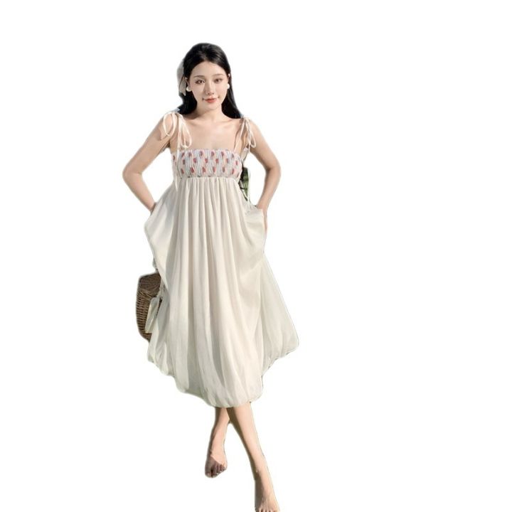 chun-xia-female-niche-design-milk-white-condole-belt-dress-is-worn-by-senior-feeling-strapless-veil-with-children