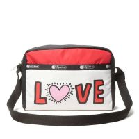 2023 Lesportsac ซิงโครไนซ์ญี่ปุ่น Love Print G870กระเป๋าสี่เหลี่ยมขนาดเล็กกระเป๋าสะพายข้างกระเป๋าใส่เหรียญโทรศัพท์มือถือ2434สะพายไหล่