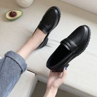 Chic small leather shoes women 2019 spring fall new student Korean version of the British wind flat soft sister retro s