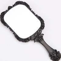 1pc Cute Black Vintage Ladies butterfly Repousse Oval Round Makeup Hand Hold Mirror Princess Lady Makeup Beauty Dresser Gift