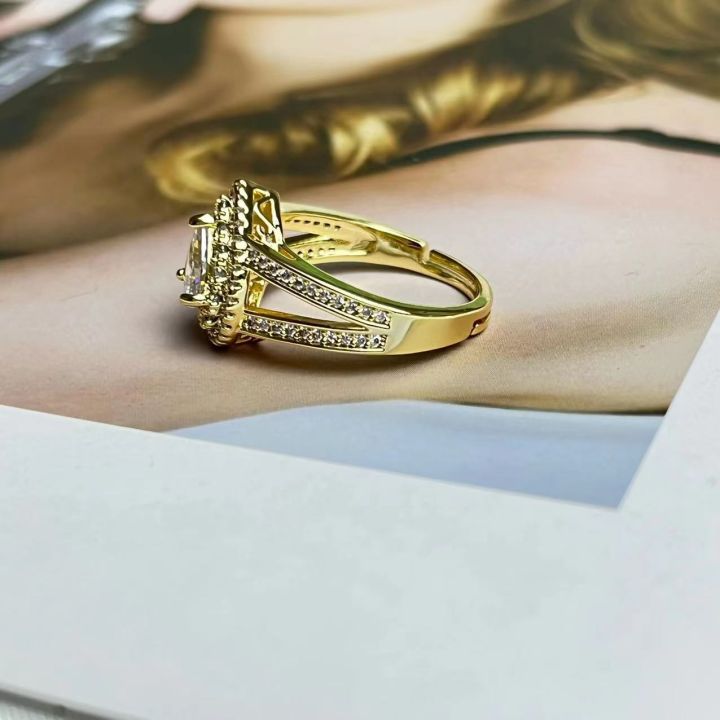 หวังว่าแหวนทองแดงแหวนที่มีคุณภาพยุโรปและสหรัฐเพชรขนาดเล็กชายสุดเท่แหวนสมมาตรข้ามพรมแดนขายส่ง