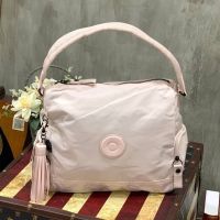 KIPLING ISMAY Medium Tote Bag with Side Pockets คอลเลคชั่นจาก Paka Premium กระเป๋าถือหรือคล้องบ่าขนาดกลาง วัสดุ Polyester100%