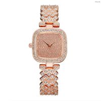 ⌚ นาฬิกาแฟชั่น⌚ The new fashion trend in contracted ms square alloy shell diamond wrist watch joker quartz female table