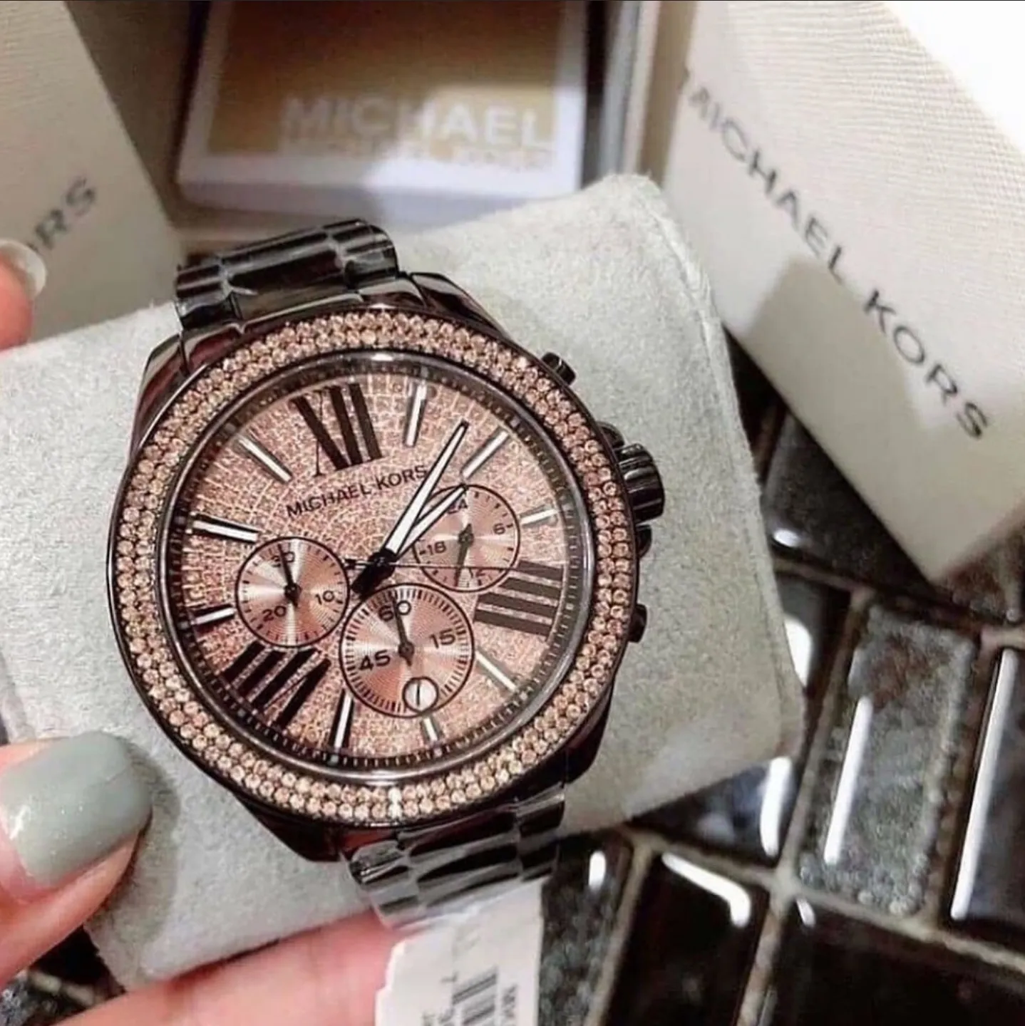 Michael Kors MK5879 Women's Watch Full Diamond Three Eyes Starry Disc  Quartz Women's Watch With 1 Year Warranty For Mechanism | Lazada PH