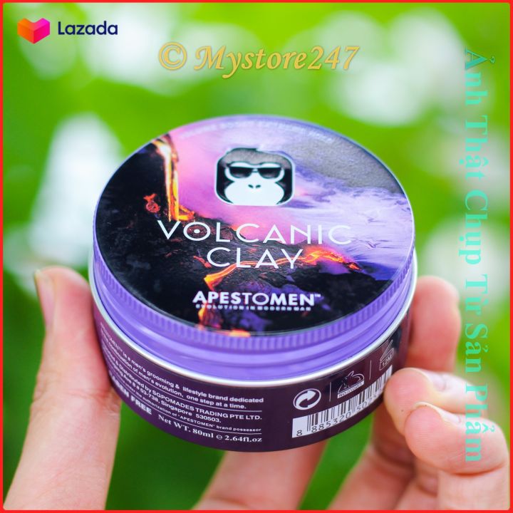 Volcanic Black Version 2 Wax là sự kết hợp hoàn hảo giữa các thành phần tự nhiên và công nghệ hiện đại, tạo nên sản phẩm sáp vuốt tóc đột phá và tuyệt vời. Với độ bám dính mạnh mẽ và mùi thơm đặc trưng, sản phẩm này sẽ mang lại cho bạn một kiểu tóc ấn tượng và sáng tạo.