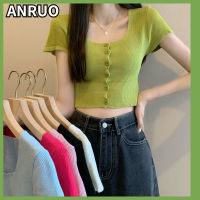 Anruo Baju Rajutan แขนสั้นสำหรับผู้หญิงสีขาวมีหัวเข็มขัดสีรุ้งดีไซน์บางสำหรับฤดูร้อนเสื้อเอวลอย