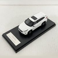 Die-casting 1:64 Scale Highlander Suv Simulation Alloy Car Model Static Metal Decoration Adult Hobby Collection Display