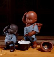 ۞ tea set purple sand pet peeing little monk decoration creative urine child doll spray ceramic figure crafts