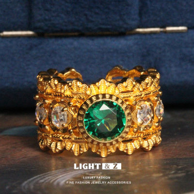 LIGHT &amp; Z ลูกไม้จากอิตาลีแหวนหยกแหวนเพทายแบบวงเปิดแกะสลักสีทองมรกต