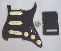 KR- Black 3 Ply ST SSS Pickguard with Aged White Pickup Covers Knobs Tip