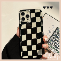 เคสกระดานหมากรุกใช้ได้กับ IPhone 7Plus 14 13 12 11 Pro Max 11 11 8 14 Plus XR XS Max SE 2020หรูหรามันวาวแบบเกาหลีลายตารางเคสสิลิโคนด้านหลังแบบนิ่มสีดำสีขาว