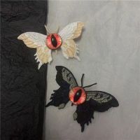 Personalized goth weird handmade red eyeball embroidery butterfly hairpin side clip dark goth subculture niche