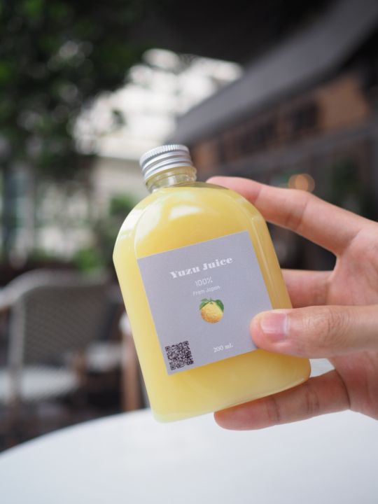 yuzu-juice-100-น้ำส้มยูสุแท้-จากญี่ปุ่น-ไม่มีส่วนผสมของน้ำตาล-keto-ทานได้-pure-yuzu-เบสสำหรับเครื่องดื่ม-เบเกอรี่-no-sugar-added-200-ml