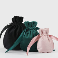 3 PcsLot Luxury Flannel Jewelry Package Bags with Satin Drawstring 8x1010x1313x16cm Wedding Candy Christmas Party Gift Pouch