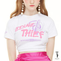 TandT - BABY TNT T-Shirt THIEF TEENAGE PRINTED CROP T-SHIRT เสื้อยืดคร๊อปแขนสั้น สกรีนนูนลายกราฟฟิคตัวอักษร หน้าและหลัง ผ้าคอตต้อน